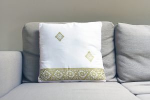 Sri cushion cover