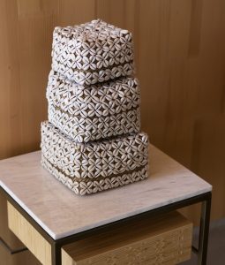 Karangsari set - set of 4 baskets with cowrie shells